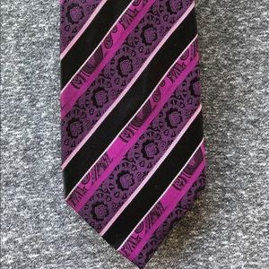 Bugatchi Uomo 100% Silk Made in Italy Tie